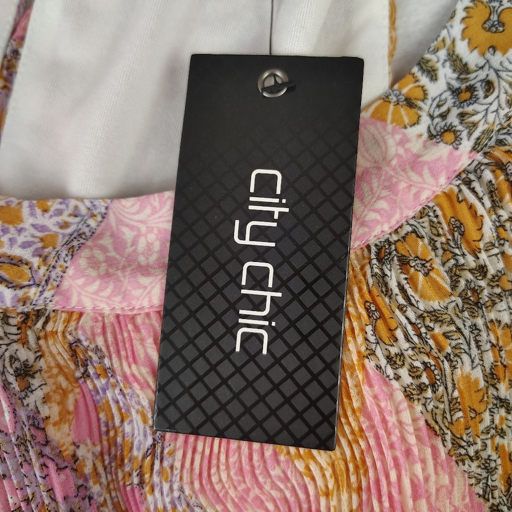 NWT City Chic high Low Boho Print Halter Top Size 20W - Picture 6 of 8